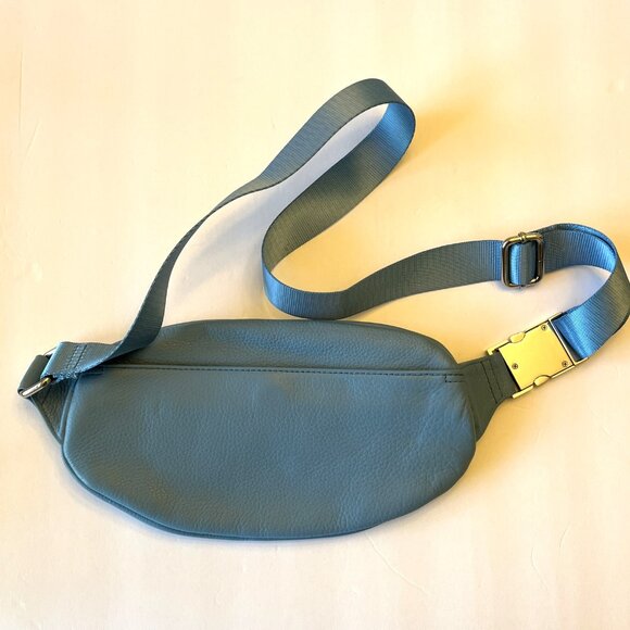 Women's Aimee Kestenberg Milan Blue Leather Bum Bag - NWOT - Picture 4 of 6